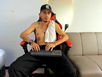 indian_couple247 – webcam model profile photo Image 9