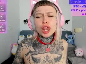 CarolinePrescott – webcam model profile photo Image 16