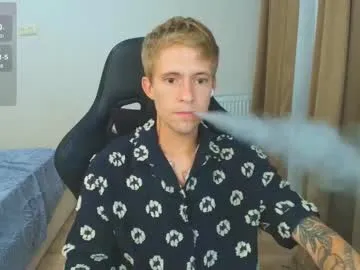 naisharousell – webcam model profile photo Image 8