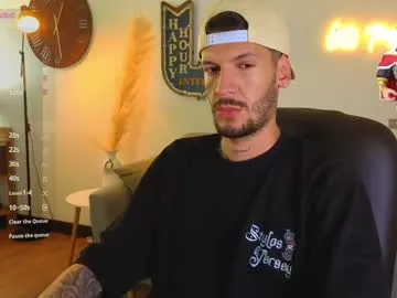 CarolinePrescott – webcam model profile photo Image 10