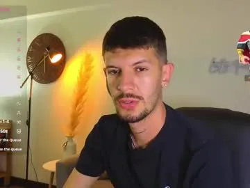 CarolinePrescott – webcam model profile photo Image 8