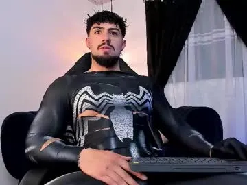 tinytittytia – webcam model profile photo Image 17