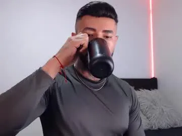 daani_hott – webcam model profile photo Image 10