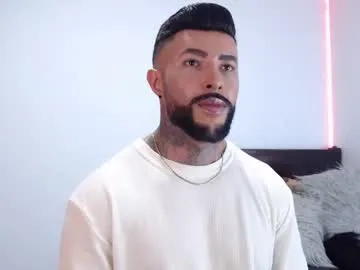 daani_hott – webcam model profile photo Image 16