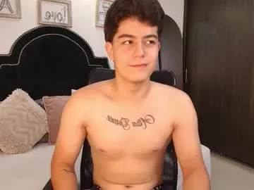 MiaOliveres – webcam model profile photo Image 14