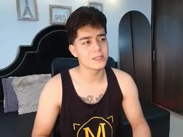 MiaOliveres – webcam model profile photo Image 17