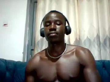 nahirr – webcam model profile photo Image 18