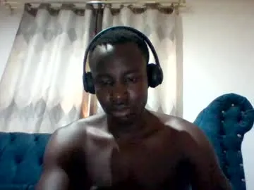 nahirr – webcam model profile photo Image 3