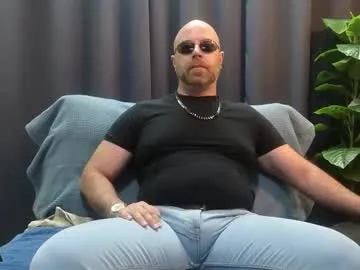 onarch – webcam model profile photo Image 7