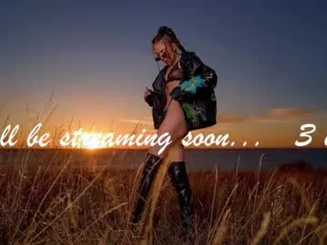 puneripiya – webcam model profile photo Image 10