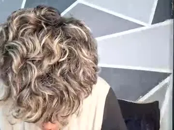 lolaa_darling – webcam model profile photo Image 11