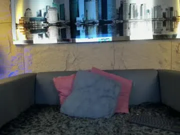 emiliacouple – webcam model profile photo Image 5