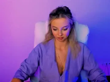 tvycas7 – webcam model profile photo Image 8