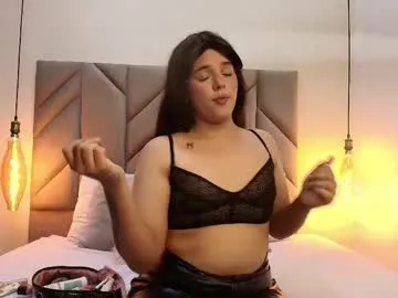 lolaa_darling – webcam model profile photo Image 4