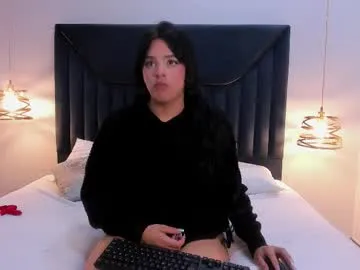 lolaa_darling – webcam model profile photo Image 7