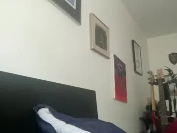 EmiliaWalker – webcam model profile photo Image 8