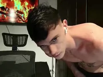 MiaRosey – webcam model profile photo Image 12