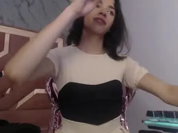 EmmaLevis – webcam model profile photo Image 18