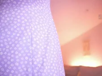 monicaflower – webcam model profile photo Image 3