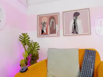 lolaa_darling – webcam model profile photo Image 11