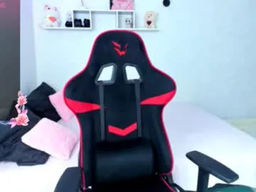 indiandesiguys2023 – webcam model profile photo Image 19