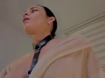 ria_fun – webcam model profile photo Image 12