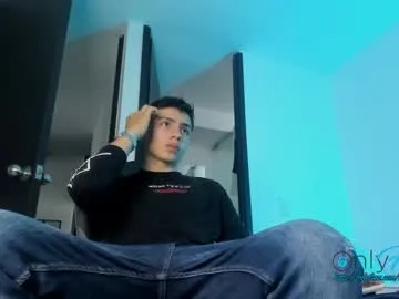 naisharousell – webcam model profile photo Image 14