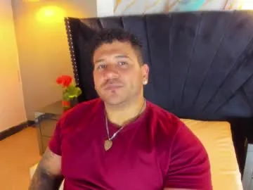 dominate_stud – webcam model profile photo Image 9