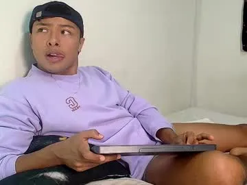 yournewkink12 – webcam model profile photo Image 14