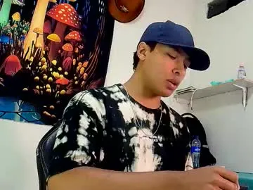 yournewkink12 – webcam model profile photo Image 8