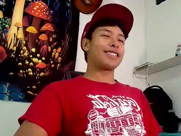 yournewkink12 – webcam model profile photo Image 9