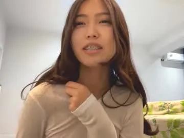 your_dolls – webcam model profile photo Image 4