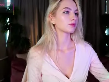 sophydiva – webcam model profile photo Image 13