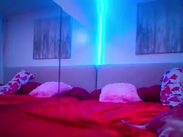 EmiliaWalker – webcam model profile photo Image 4