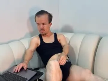 naisharousell – webcam model profile photo Image 9