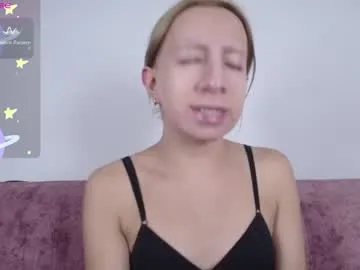 indian_yashika – webcam model profile photo Image 8