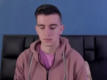 lolaa_darling – webcam model profile photo Image 11