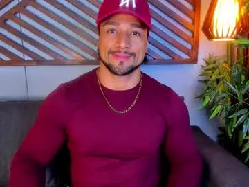 tvycas7 – webcam model profile photo Image 8