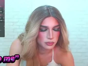 phatassblond – webcam model profile photo Image 15