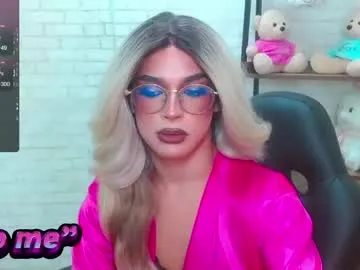 phatassblond – webcam model profile photo Image 3