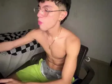 mike_pineapple – webcam model profile photo