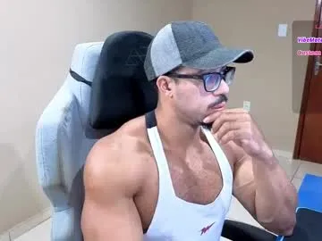 yenifer016 – webcam model profile photo Image 6