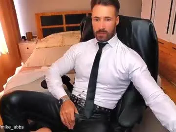 ValeryRouge – webcam model profile photo Image 4