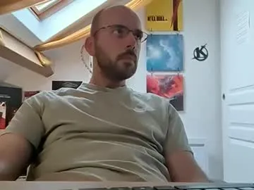 mikmik91 – webcam model profile photo