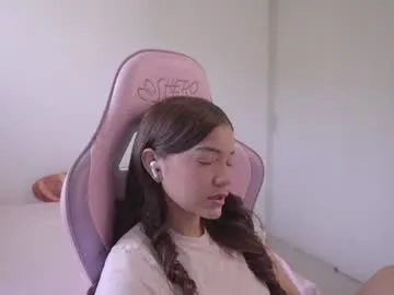 KaiaLoren – webcam model profile photo Image 15