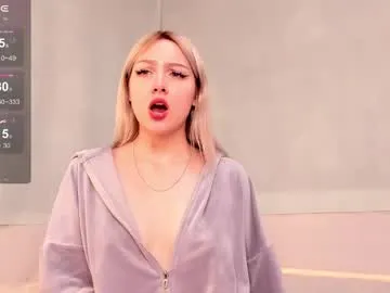mila_sweeet Image 7