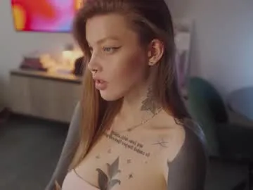 indiantransgirlillinois – webcam model profile photo Image 12