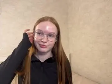 tvycas7 – webcam model profile photo Image 3