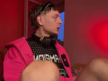 JulieSharp – webcam model profile photo Image 6