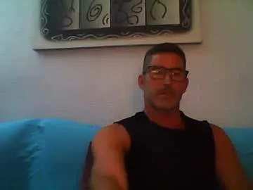 skinnyguywithbigd – webcam model profile photo Image 3